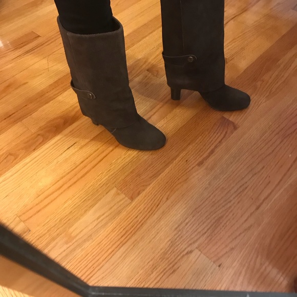Tahari Harper Boots - Picture 2 of 6